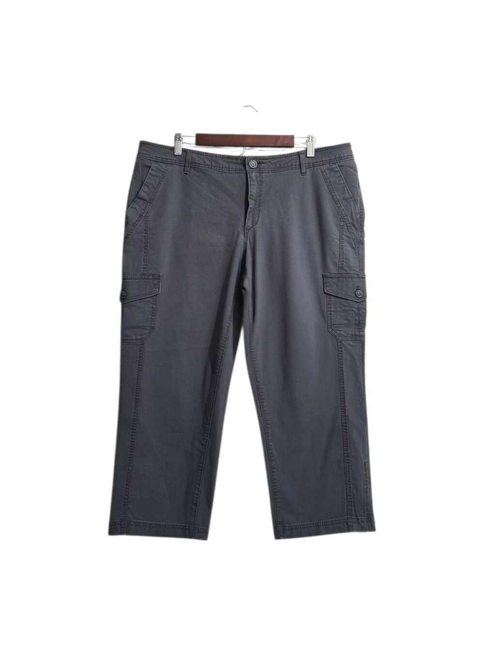 Eddie Bauer Mid-Rise Straight Leg Cargo Cropped Pants Sz 18